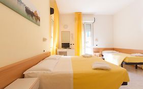 Hotel Paola Garden - Nuova Gestione  3*